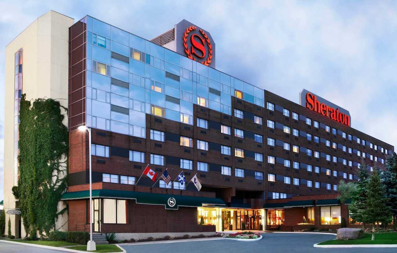 Sheraton Laval Hotel Exterior foto